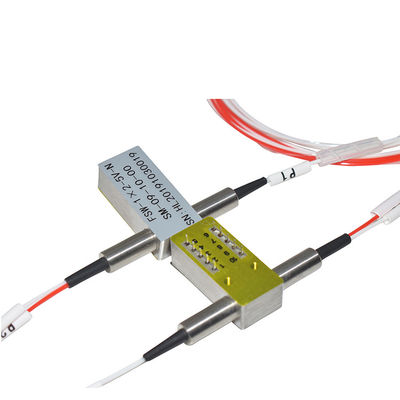 非掛け金を降ろす1x1スイッチ5V DWDM MUX DEMUX機械オプティカル スイッチ