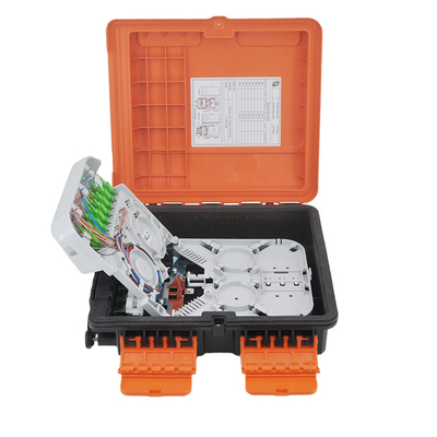 Outdoor壁に取り付けられたFTTH UT王の配電箱FDB516A